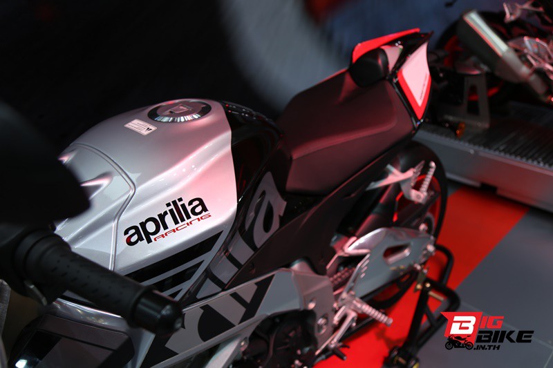 Aprilia Tuono V4 1100 Factory